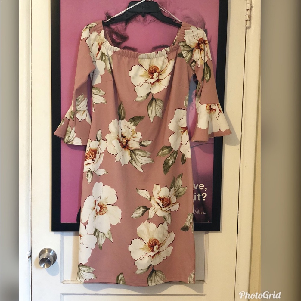 Flower off the shoulder fitted dress